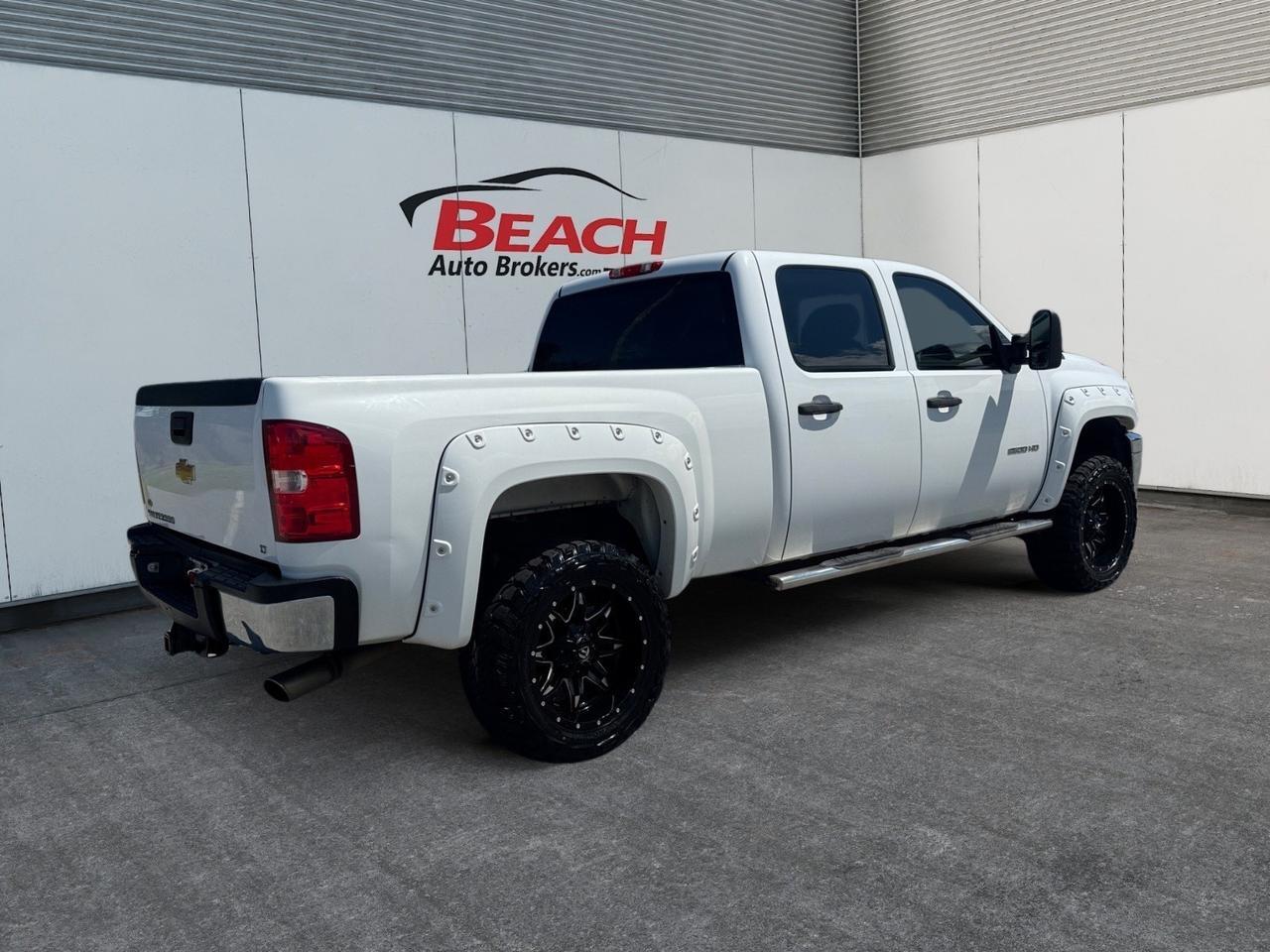 2013 Chevrolet Silverado 2500HD LIFTED, 4X4, RUNNING BOARDS, TOW PACKAGE, TRAILER BRAKE CONTROLLER, LEATHER INTERIOR, 132K MILES, GOOD TRUCK, GREAT PRICE, TAKE IT HOME TODAY!!! Norfolk VA