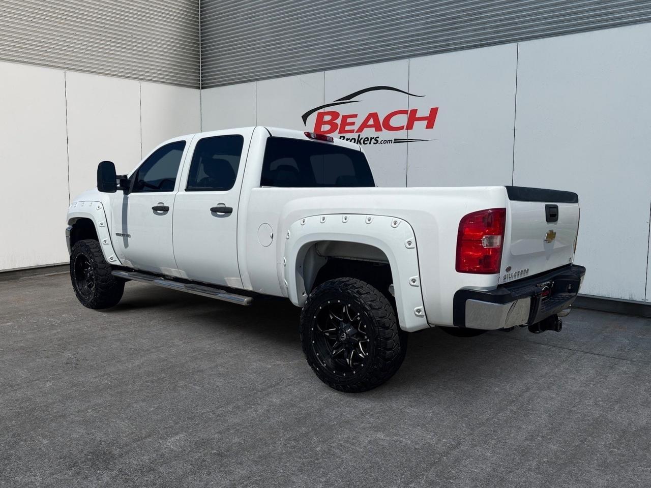 2013 Chevrolet Silverado 2500HD LIFTED, 4X4, RUNNING BOARDS, TOW PACKAGE, TRAILER BRAKE CONTROLLER, LEATHER INTERIOR, 132K MILES, GOOD TRUCK, GREAT PRICE, TAKE IT HOME TODAY!!! Norfolk VA