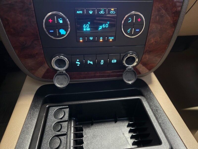 2013 Chevrolet Silverado 2500HD LTZ 4WD 6.6L Diesel Cognito Lift Wheels GPS Camera FREE WARRANTY Arlington TX
