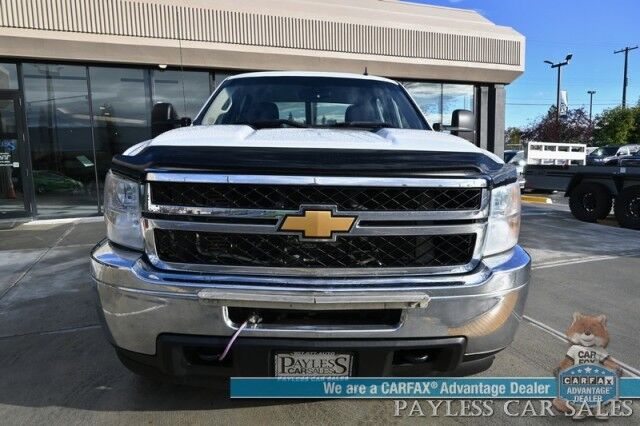 2013 Chevrolet Silverado 2500HD WT / 4X4 / 6.6L Duramax Diesel / Crew Cab / Seats 6 / Power Locks / AUX Input / Cruise Control / Air Conditioning / Bed Liner / Block Heater / Tow Pkg / Only 70K Miles / 1-Owner