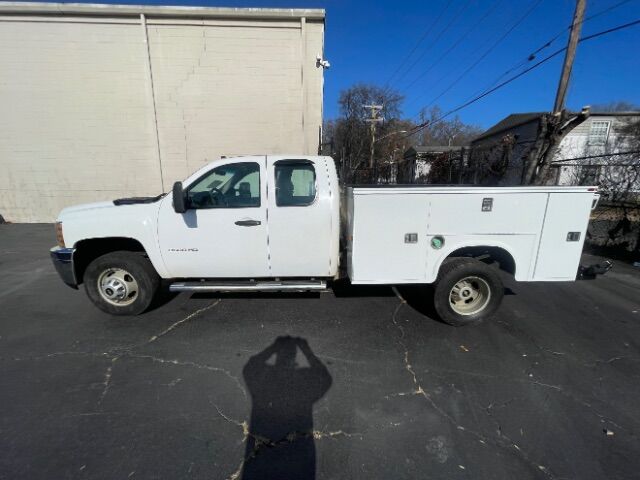 2013 Chevrolet Silverado 3500HD WORK TRUCK Long Bed 1WT w/Rear Doors DRW