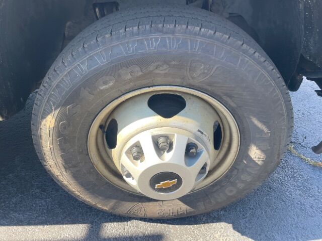 2013 Chevrolet Silverado 3500HD WORK TRUCK Long Bed 1WT w/Rear Doors DRW Charlotte NC