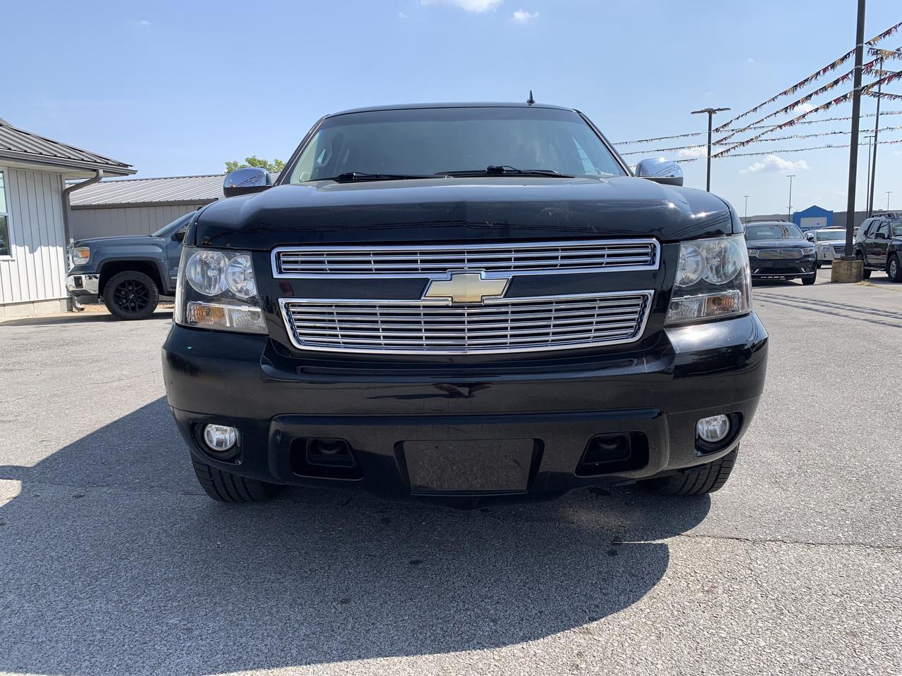 2013 Chevrolet Suburban 1500 LT Sport Utility 4D Aurora MO