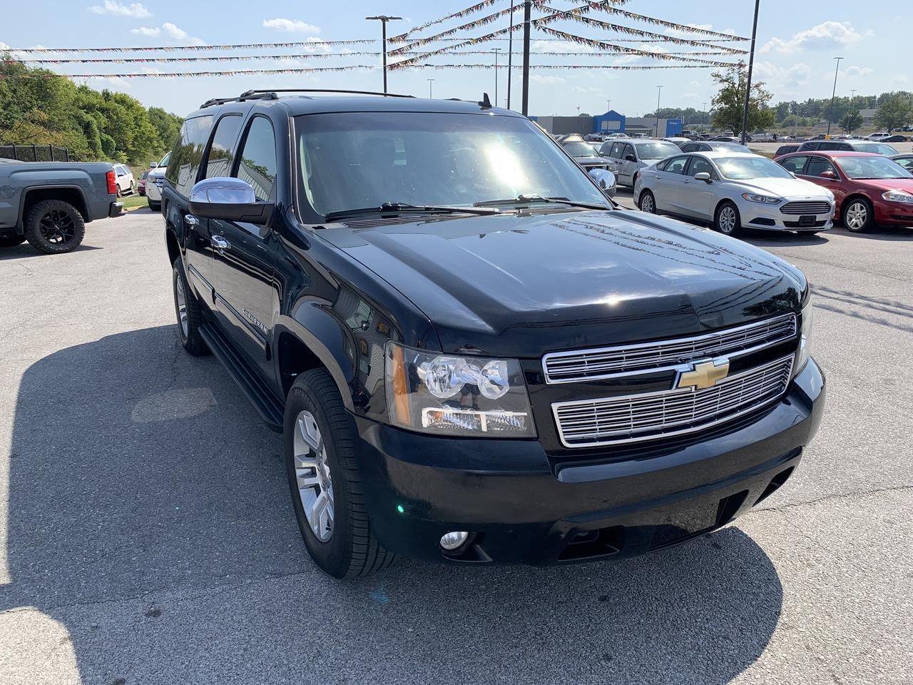 2013 Chevrolet Suburban 1500 LT Sport Utility 4D Aurora MO