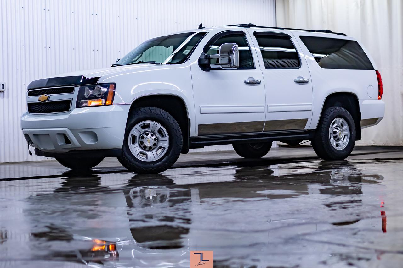 2013 Chevrolet Suburban 2500 4x4 LS 8 Passegner Red Deer AB