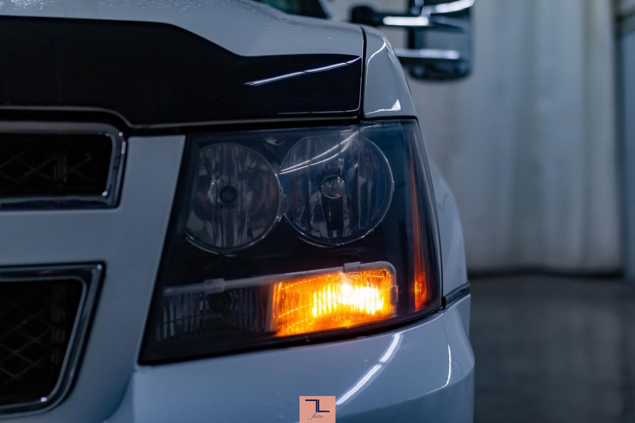 2013 Chevrolet Suburban 2500 4x4 LS 8 Passegner Red Deer AB