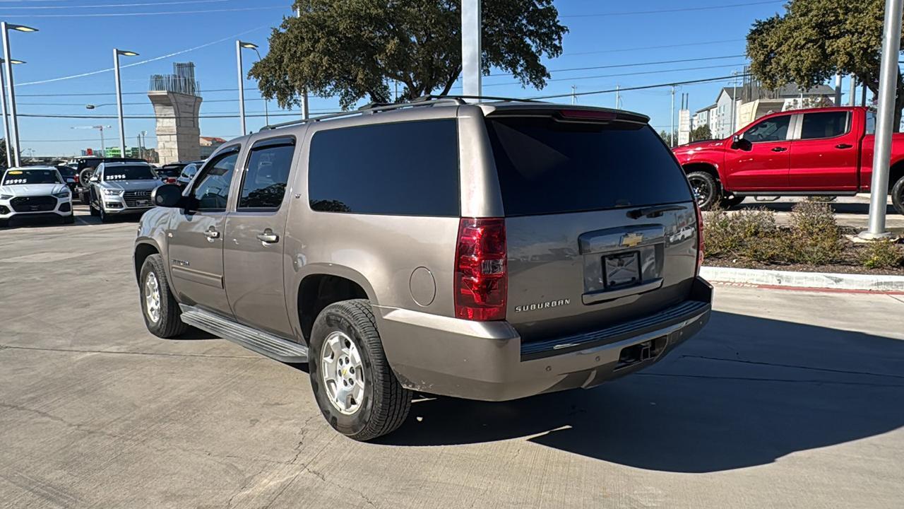 2013 Chevrolet Suburban LT