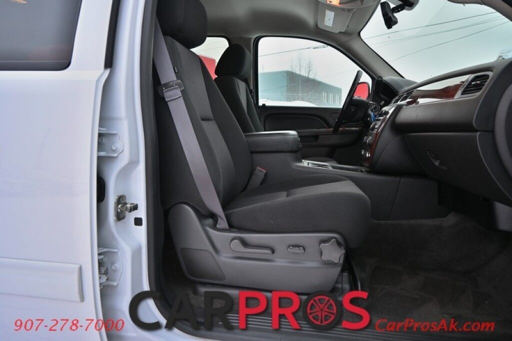 2013 Chevrolet Tahoe LS - 5.3L V8 - 4X4 - Remote Start - Power Windows & Door Locks - Cruise Control - AUX/CD Player - A/C - Tow Package - 1 Owner Anchorage AK