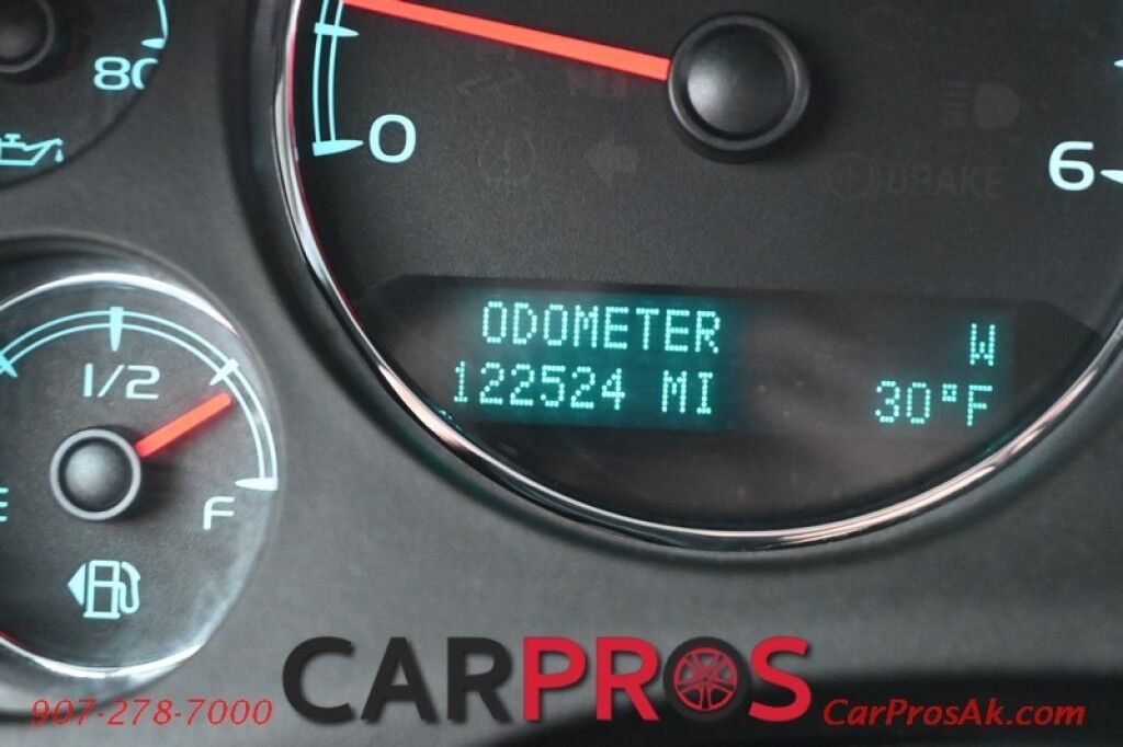 2013 Chevrolet Tahoe LS - 5.3L V8 - 4X4 - Remote Start - Power Windows & Door Locks - Cruise Control - AUX/CD Player - A/C - Tow Package - 1 Owner Anchorage AK