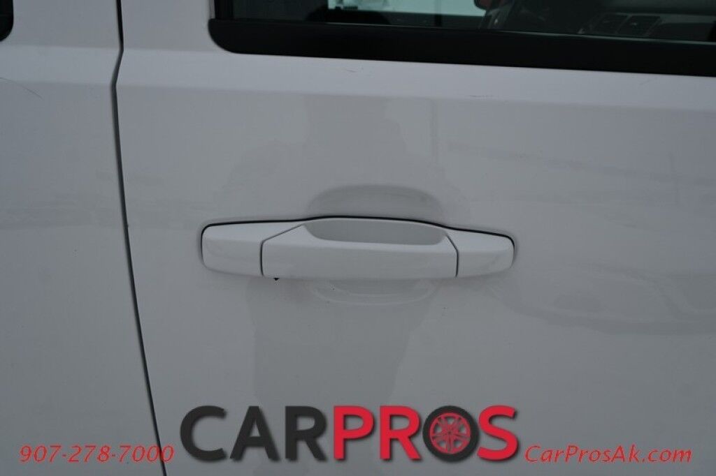 2013 Chevrolet Tahoe LS - 5.3L V8 - 4X4 - Remote Start - Power Windows & Door Locks - Cruise Control - AUX/CD Player - A/C - Tow Package - 1 Owner Anchorage AK