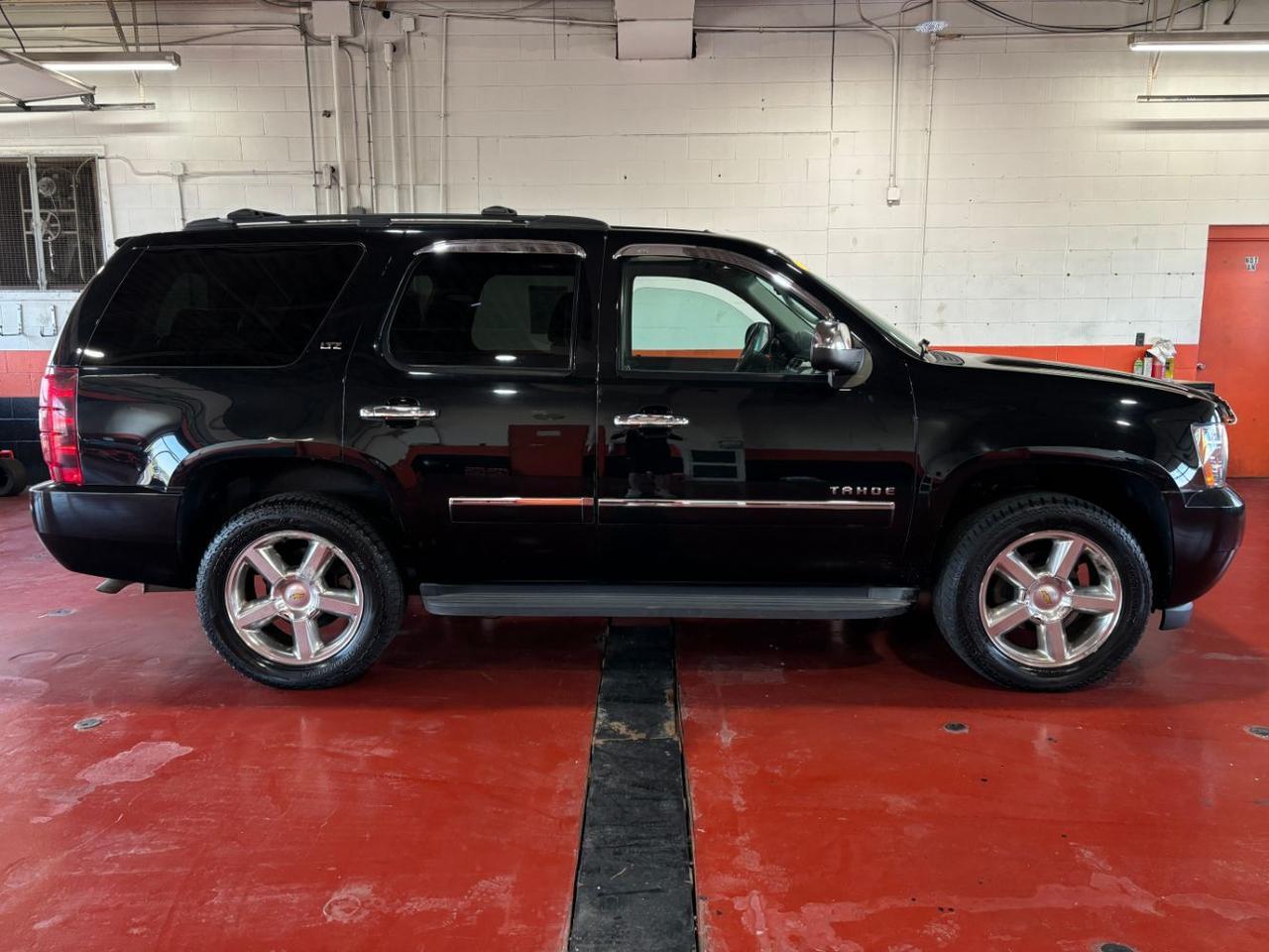 2013 Chevrolet Tahoe 4WD LTZ's photo