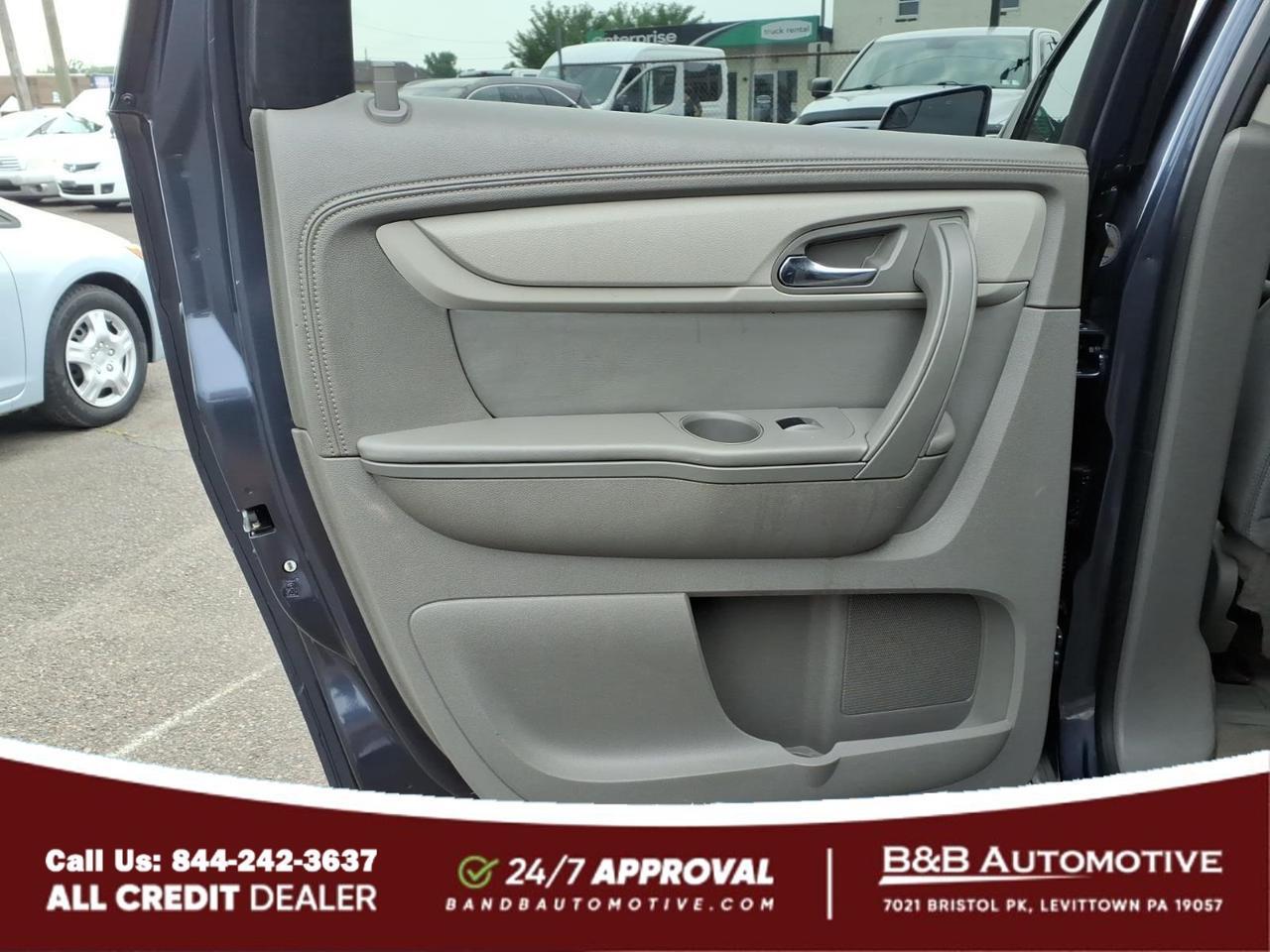 2013 Chevrolet Traverse LS Levittown PA