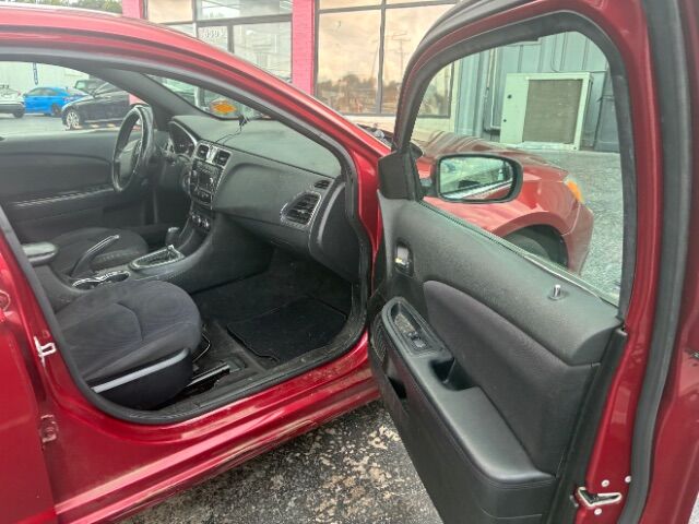 2013 Chrysler 200 LX Charlotte NC