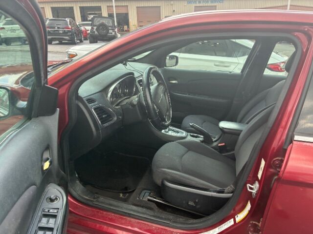 2013 Chrysler 200 LX Charlotte NC