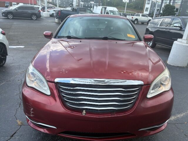 2013 Chrysler 200 LX