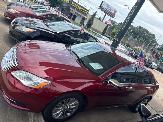 2013 Chrysler 200 Limited