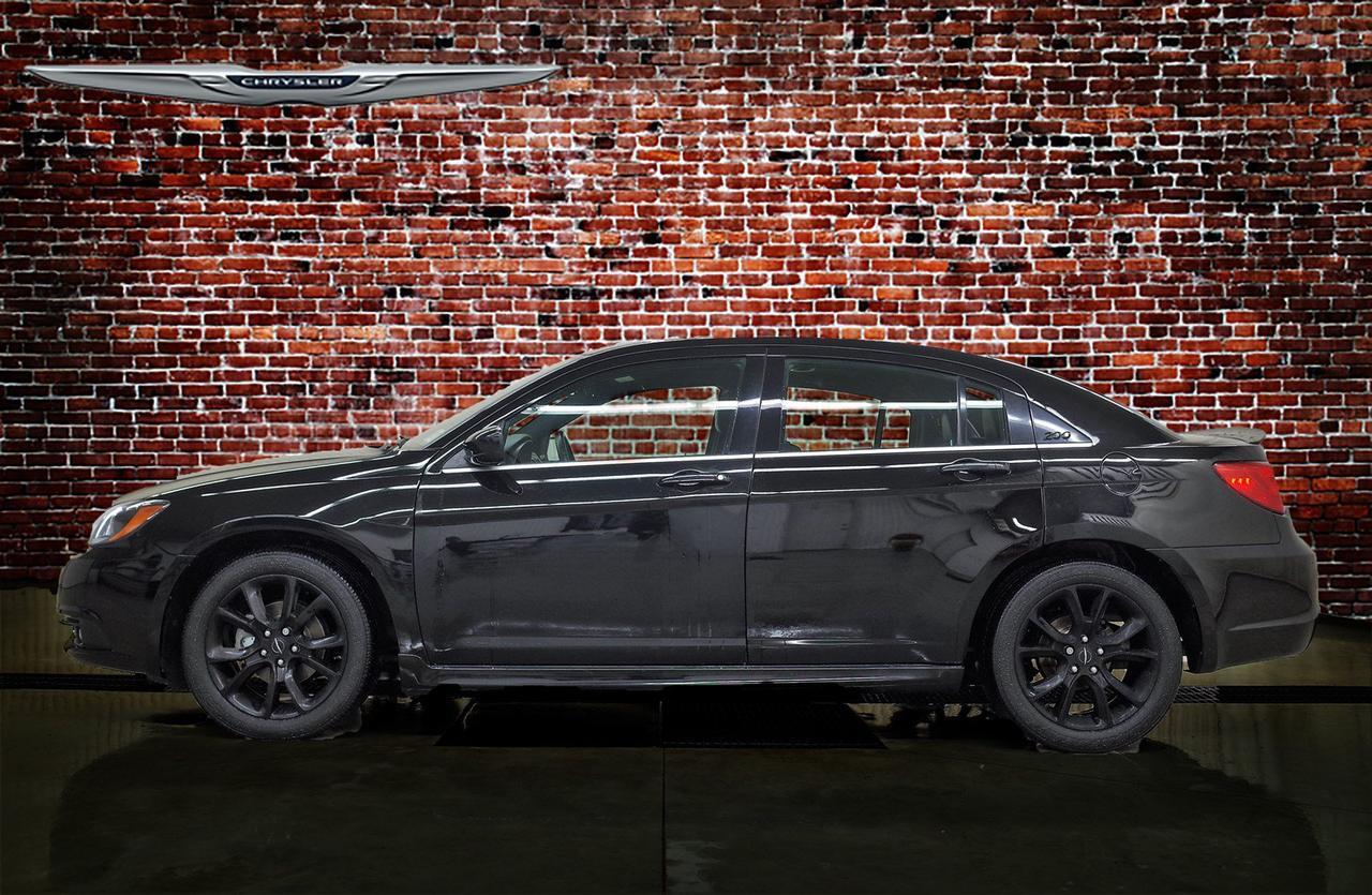 2013 Chrysler 200 S