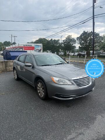 2013 Chrysler 200 Touring
