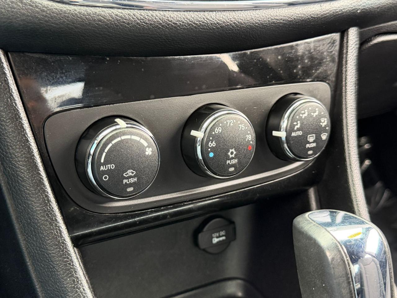 2013 Chrysler 200 Touring Springfield VA