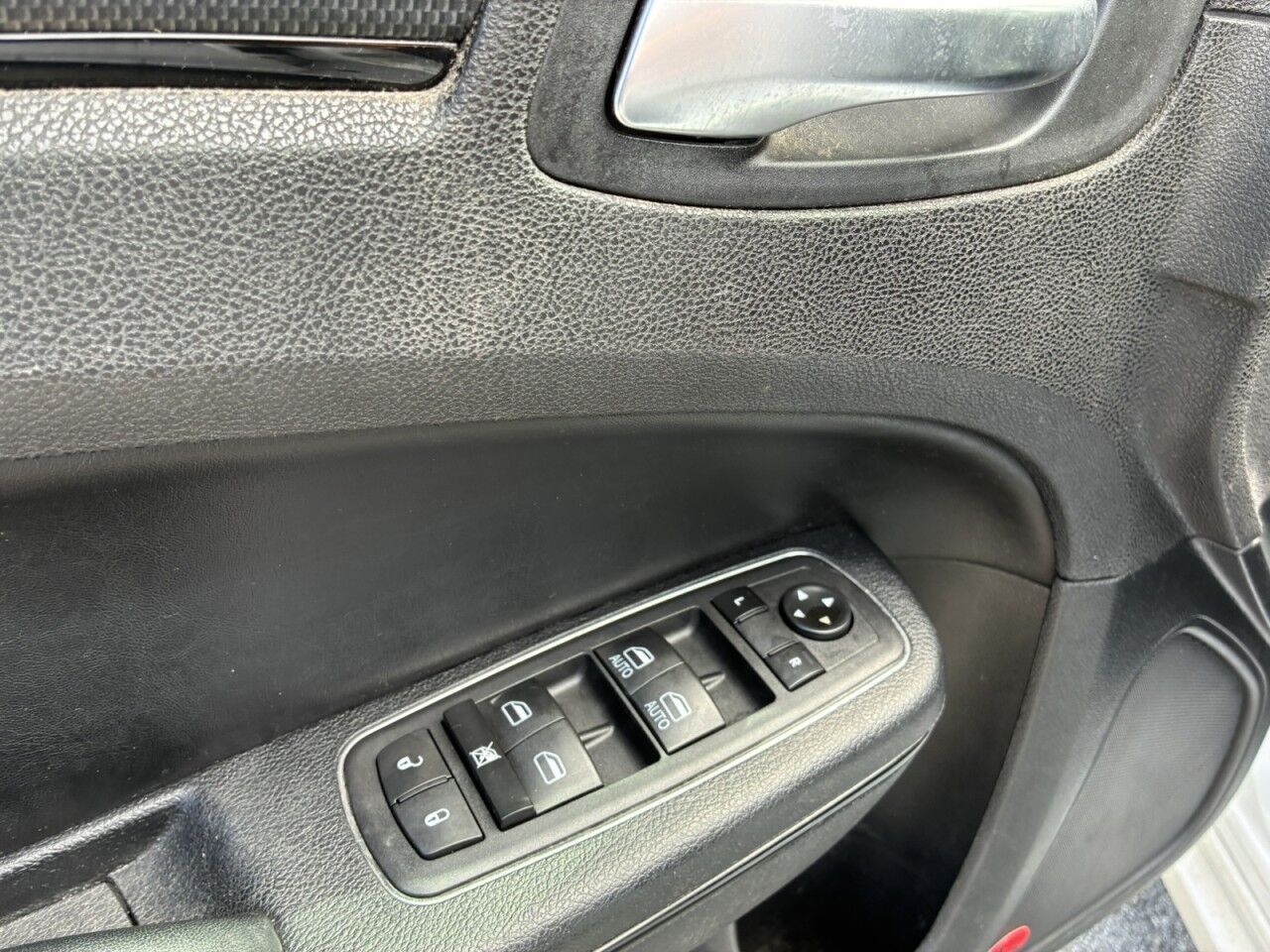 2013 Chrysler 300 300S Charlton MA