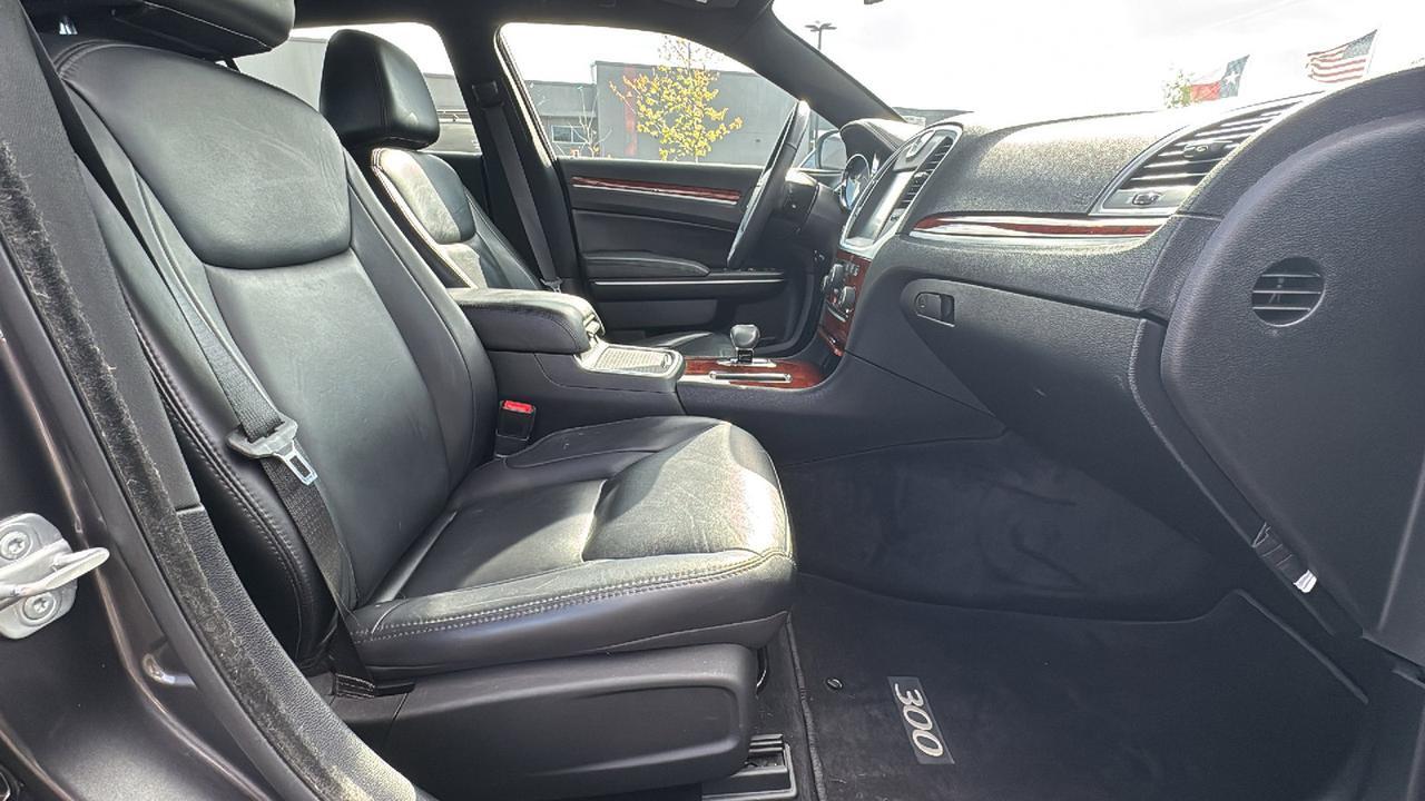 2013 Chrysler 300 Base New Braunfels TX