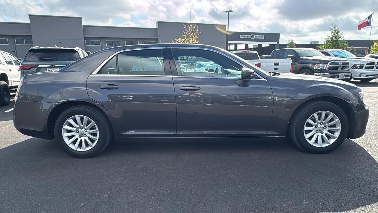 2013 Chrysler 300 Base New Braunfels TX