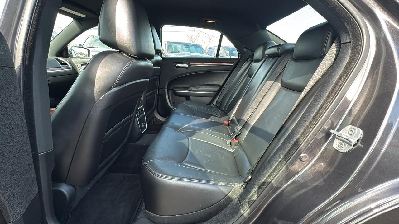 2013 Chrysler 300 Base New Braunfels TX