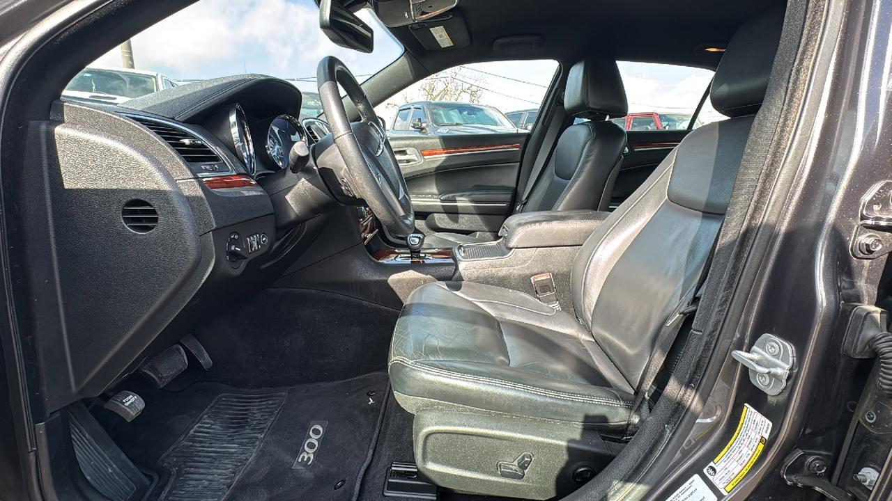 2013 Chrysler 300 Base New Braunfels TX