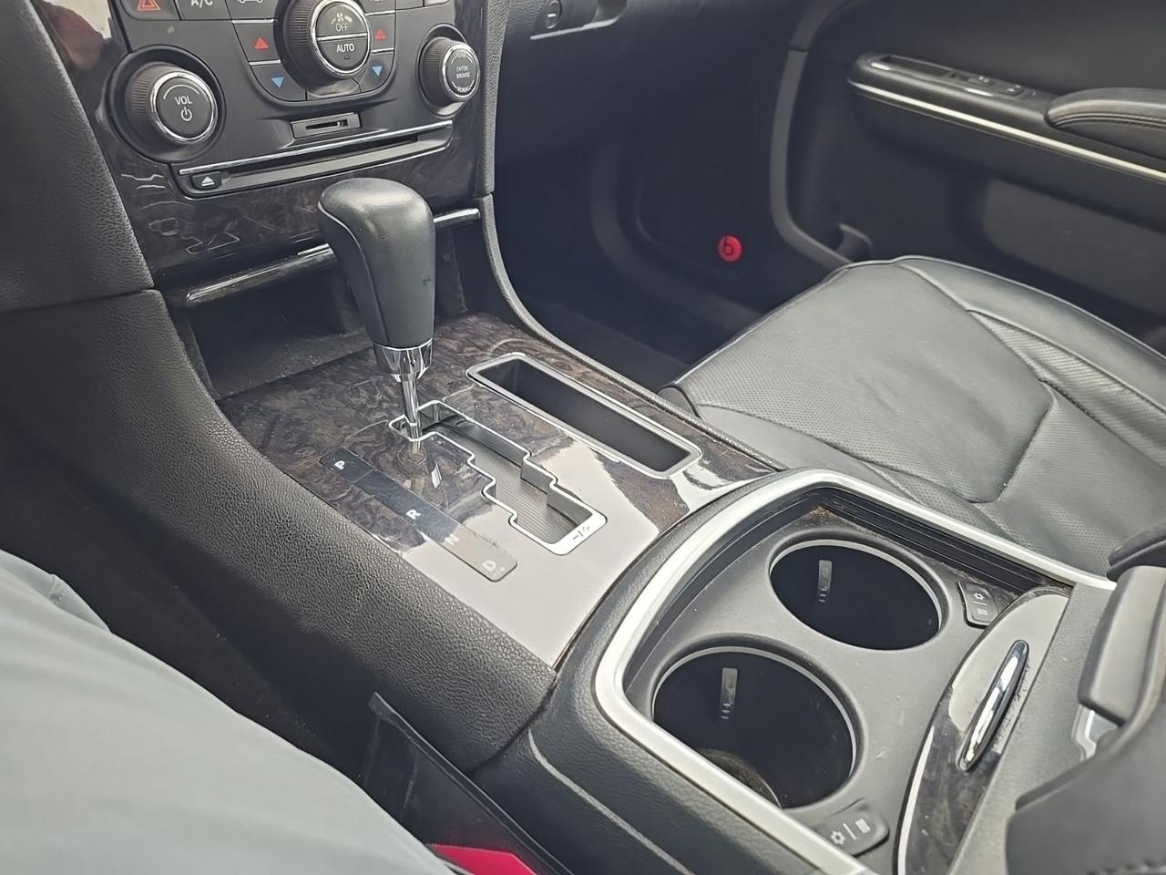 2013 Chrysler 300 C Watertown SD
