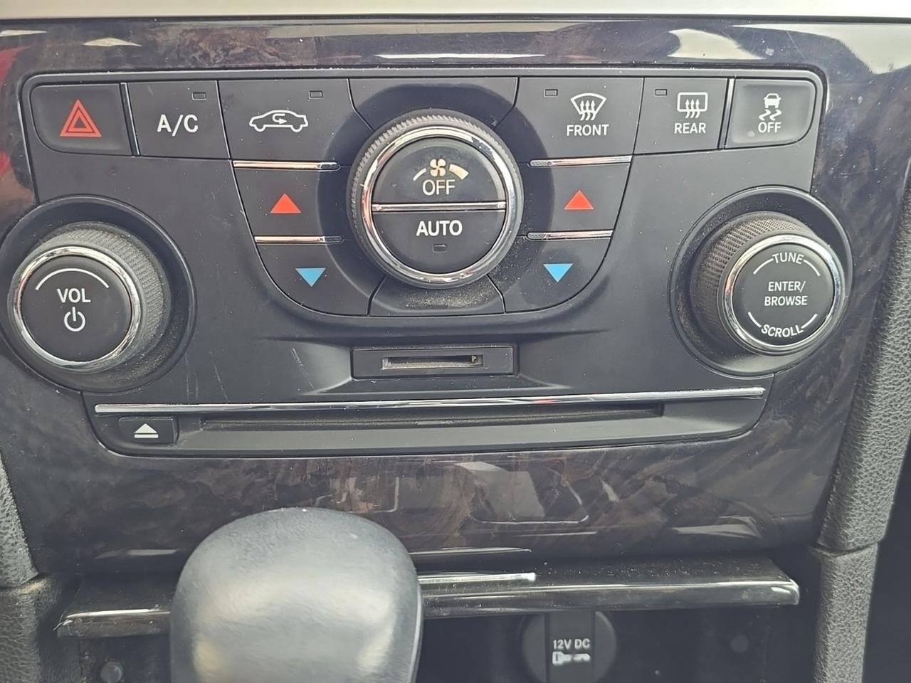 2013 Chrysler 300 C Watertown SD