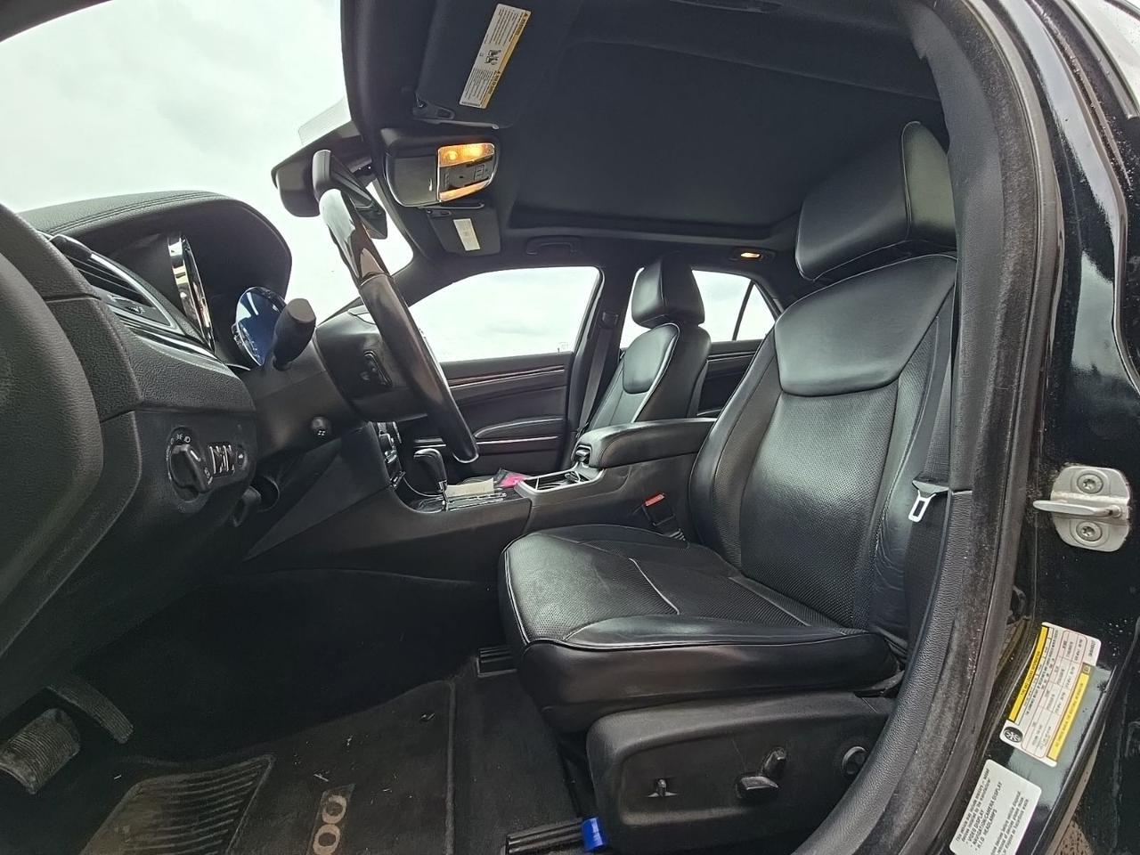 2013 Chrysler 300 C Watertown SD