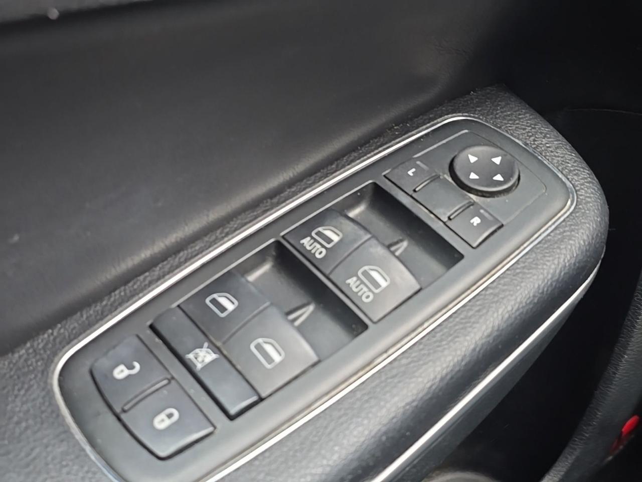 2013 Chrysler 300 C Watertown SD