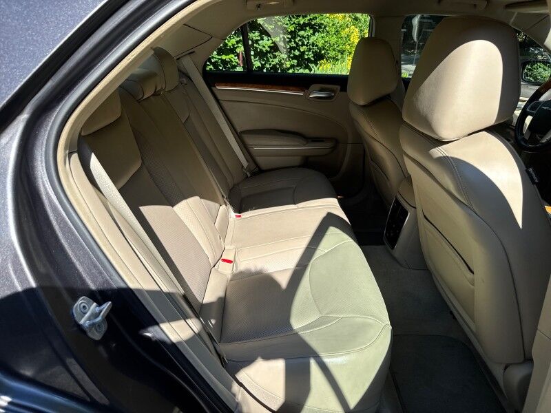 2013 Chrysler 300C C AWD w/ Safetytec Arlington VA