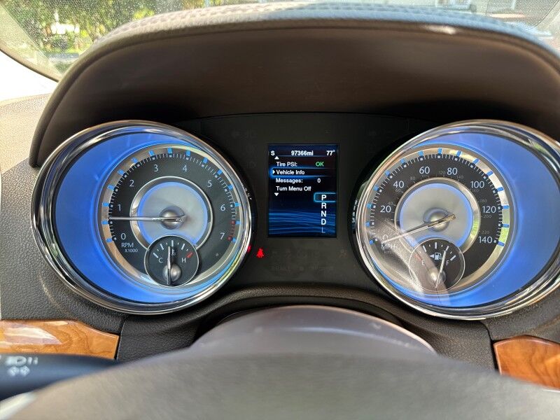 2013 Chrysler 300C C AWD w/ Safetytec Arlington VA
