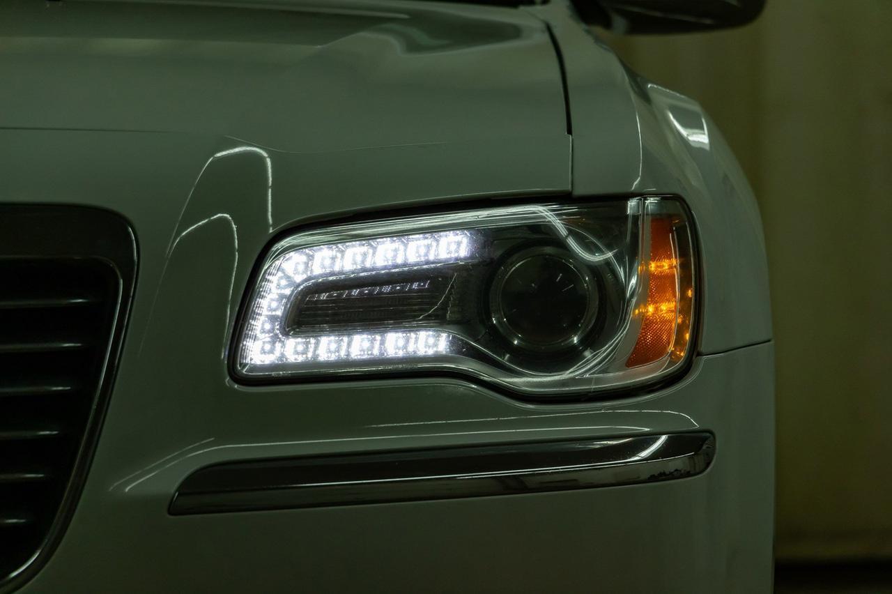 2013 Chrysler 300C Leather Roof Nav BCam Red Deer AB