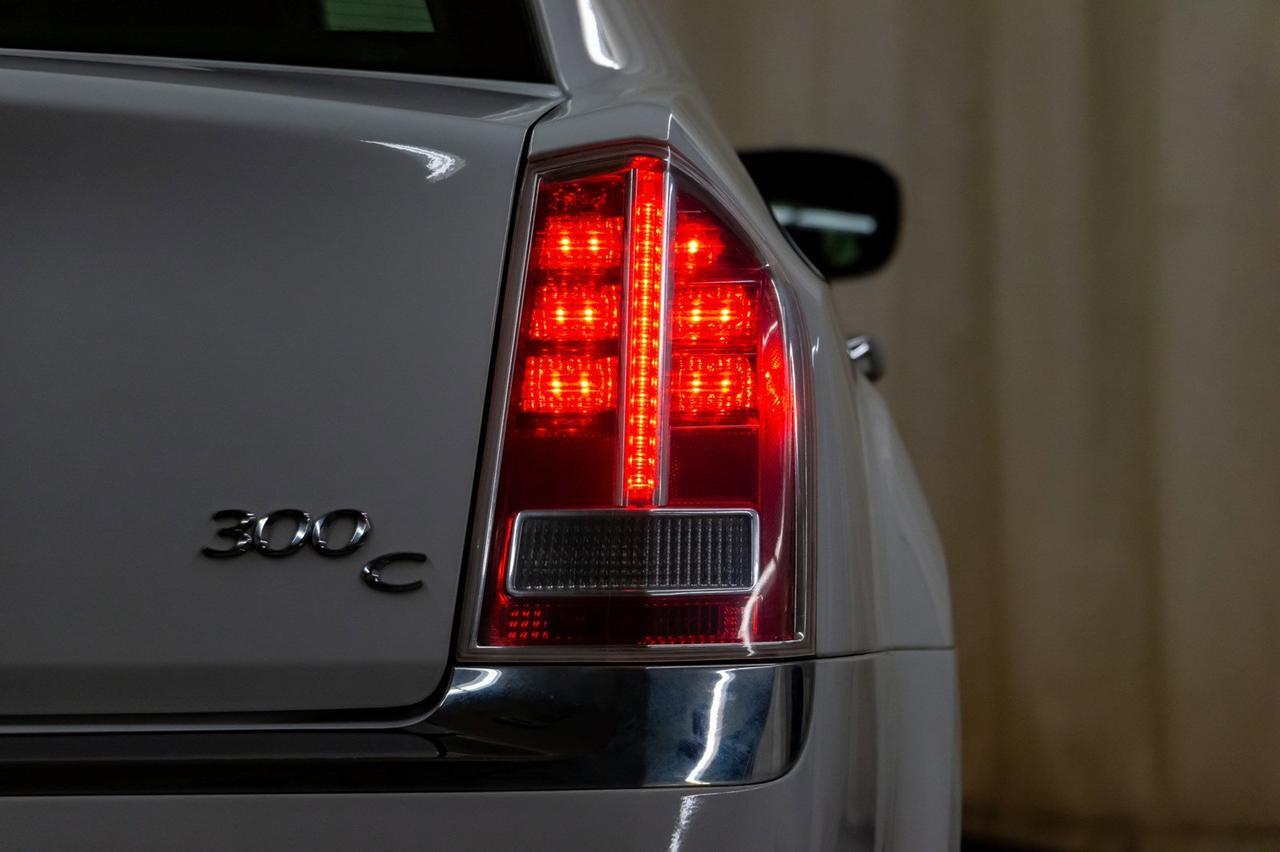 2013 Chrysler 300C Leather Roof Nav BCam Red Deer AB