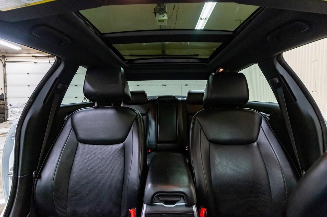 2013 Chrysler 300C Leather Roof Nav BCam Red Deer AB