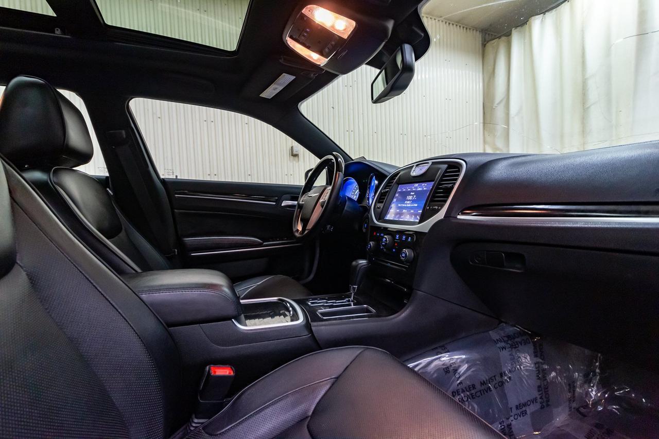 2013 Chrysler 300C Leather Roof Nav BCam Red Deer AB