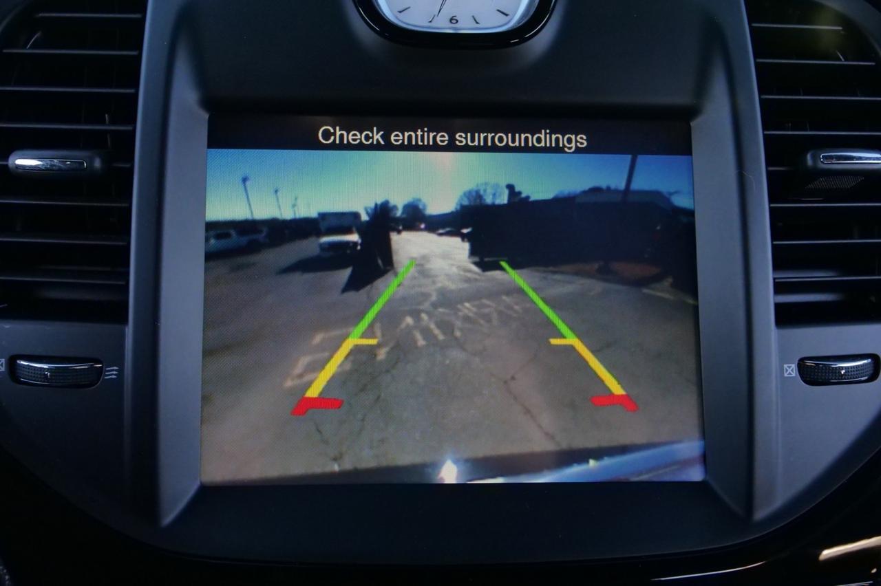 2013 Chrysler 300S AWD / LOW MILES / Luxury Group / 5.7L V8! Lincolnton NC