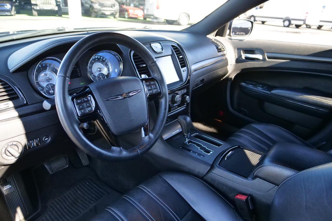 2013 Chrysler 300S AWD / LOW MILES / Luxury Group / 5.7L V8! Lincolnton NC