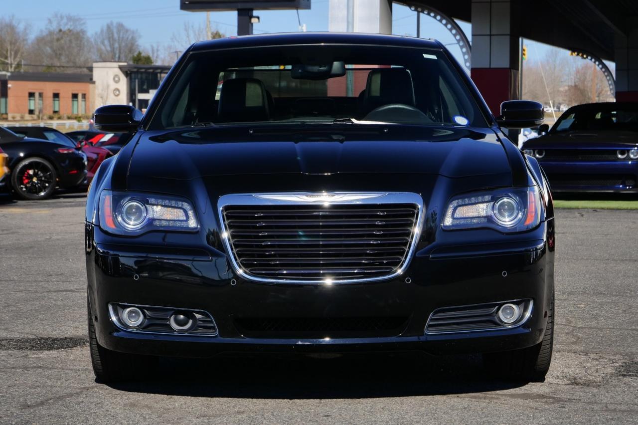 2013 Chrysler 300S AWD / LOW MILES / Luxury Group / 5.7L V8! Lincolnton NC