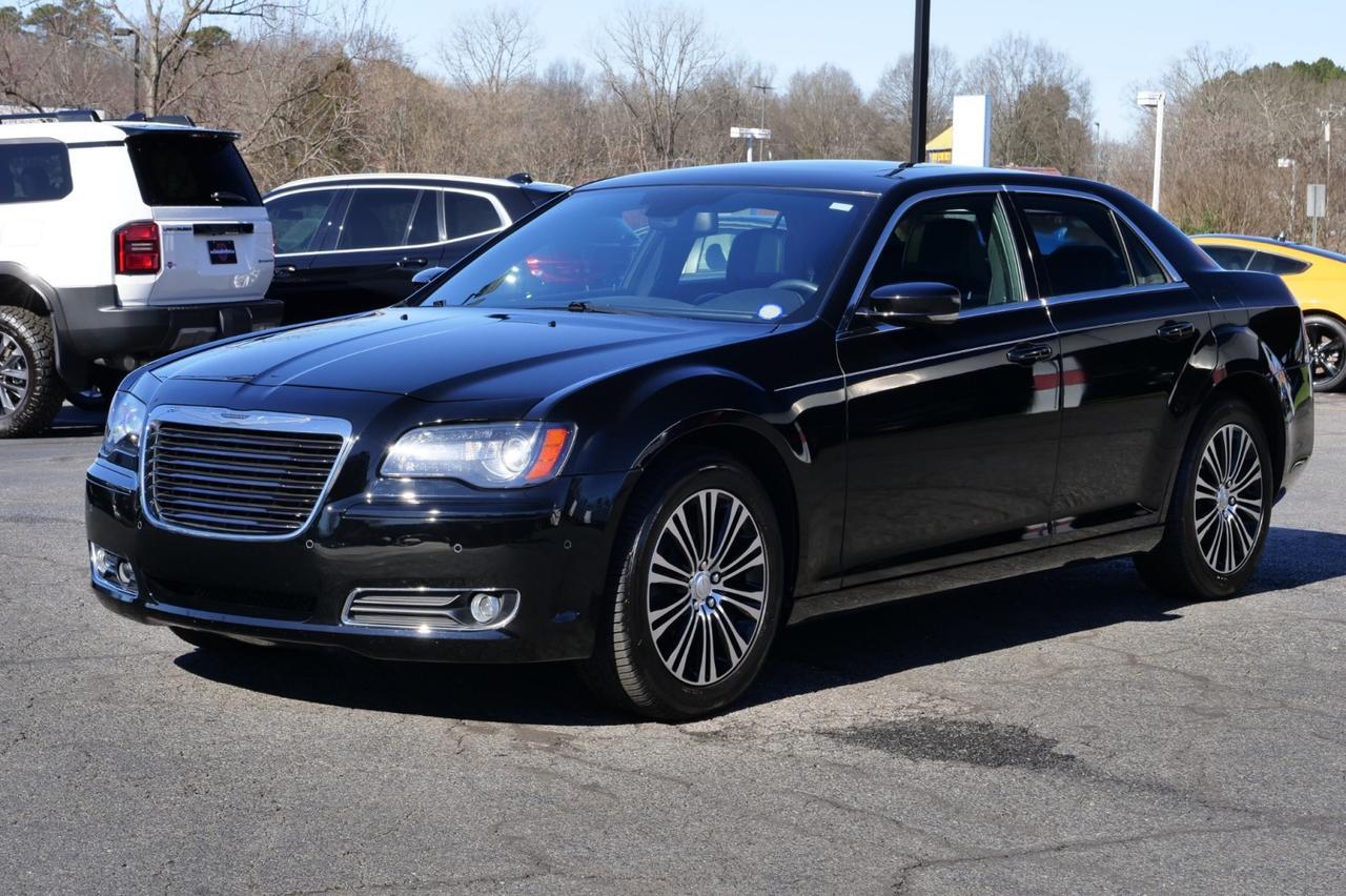 2013 Chrysler 300S AWD / LOW MILES / Luxury Group / 5.7L V8! Lincolnton NC