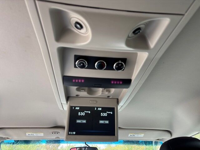 2013 Chrysler Town & Country Touring Cleveland OH