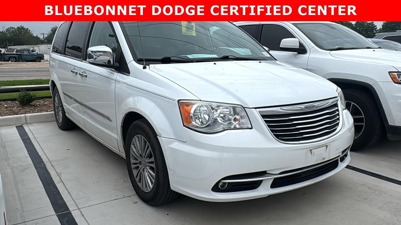 2013 Chrysler Town & Country Touring-L