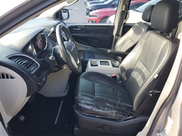 2013 Chrysler Town &amp; Country Touring-L St. Augustine FL