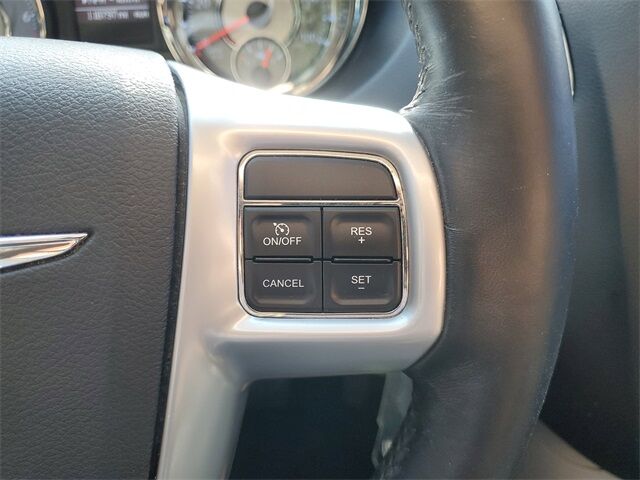 2013 Chrysler Town &amp; Country Touring-L St. Augustine FL