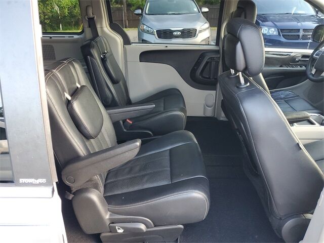 2013 Chrysler Town &amp; Country Touring-L St. Augustine FL