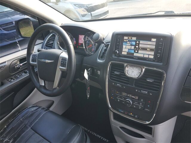 2013 Chrysler Town &amp; Country Touring-L St. Augustine FL