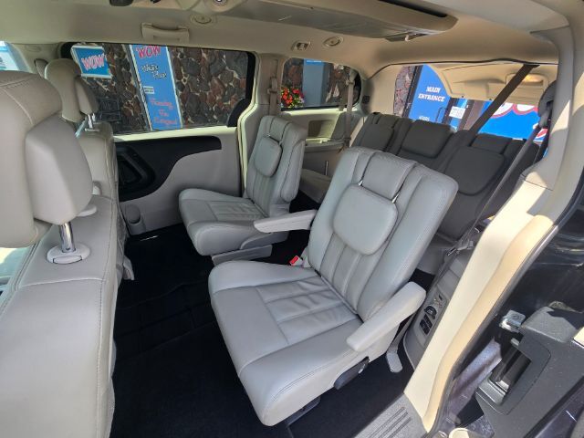 2013 Chrysler Town & Country Touring Saint Joseph MO