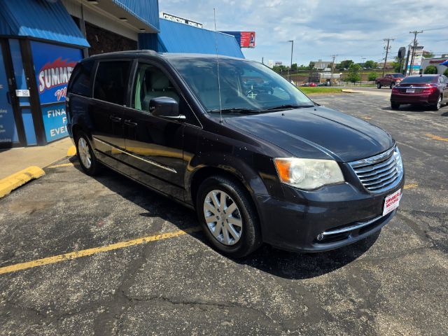 2013 Chrysler Town & Country Touring Saint Joseph MO